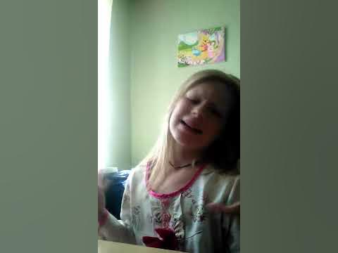 Маленькая девочка - YouTube