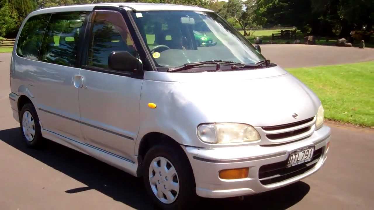 модель nissan serena