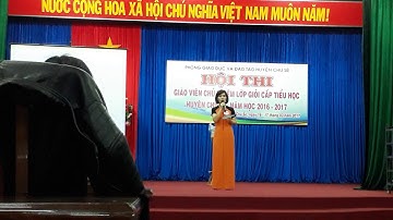 Tình huống chủ nhiệm: Cô giáo đang giảng bài, học sinh nói chuyện