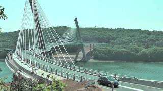 le NOUVEAU pont de Térénez. - YouTube