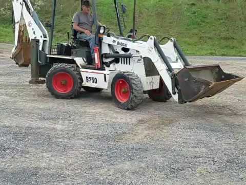 Small bobcat loader