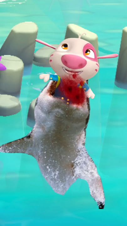 My Hank play with shark 😩😰#myhank #hank #angela #tom #shovel #funny #grinch #shark #cute