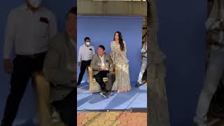 Krishma kapoor fun with her papa on set the kapil sharma show??? karishmakapoorthekapilsharmashow