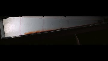 Gravity current and entrainment of ambient