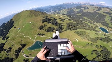 Beatmaking from the skies: MASCHINE MIKRO x junk-E-cat | Native Instruments