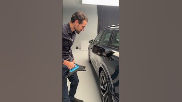 Charging Flap that Automatically Closes after Recharge 💡! 2024 Audi Q6 E-Tron #shorts