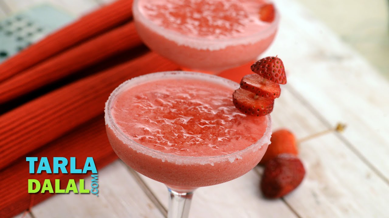 ⁣स्ट्रॉबेरी मार्गरिटा (Strawberry Margarita) by Tarla Dalal