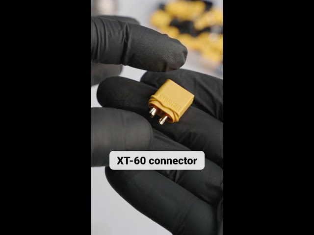 Soldering an XT-60 connector. Quick tip