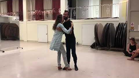 Vanessa & Gui Demo District Zouk 10-2-19