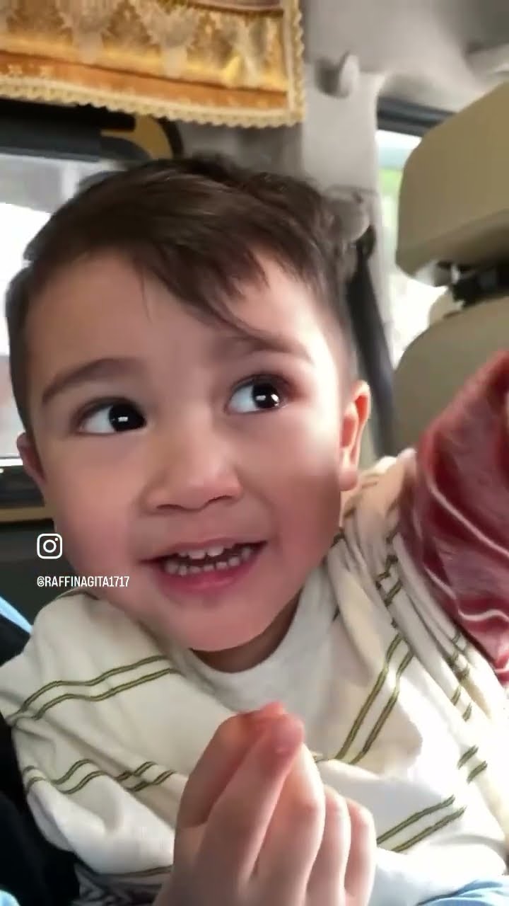 Ini udah bisa jadii aa nih. Guemeezzzz abis si ajahee cipungheee