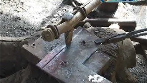 Phóng sự nghề Thủ Công LÒ RÈN ( một chiếc móng ngựa )