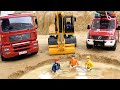 Bibo joue avec les jouets camion de pompier excavatrice et camion benne  drles dhistoires de vh