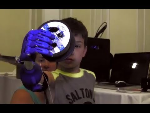 e-NABLE - volunteers offer prosthetic hands made for children by 3D printers