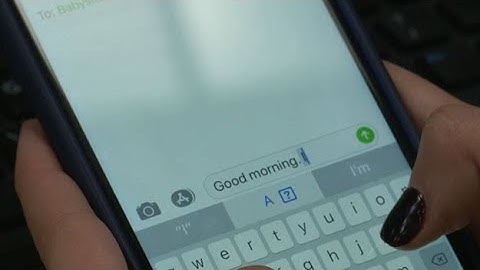 Iphone Users Notice Auto-Correct Glitch