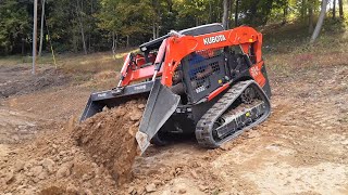 Kubota SVL 65 2 at work