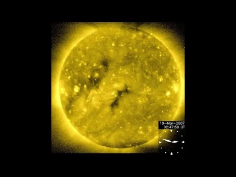 X線で見た皆既日食 / A Total Solar Eclipse Seen in X-rays
