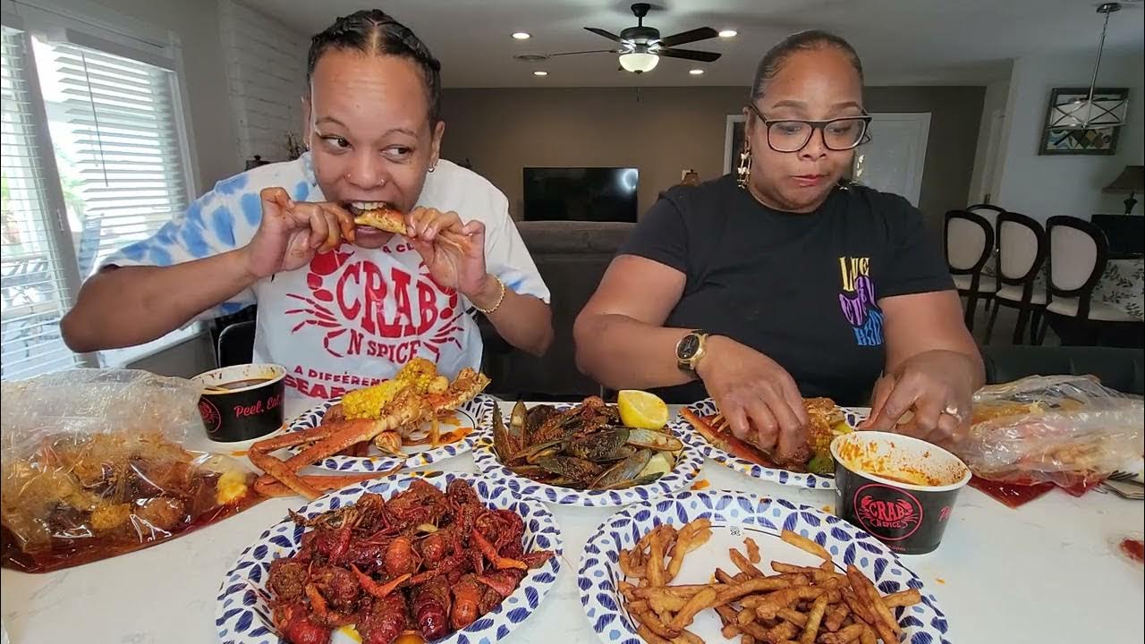 CRAB AND SPICE CRAB LEGS SEAFOOD BOIL IN LAS VEGAS! YouTube