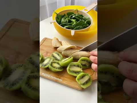 Детокс смузи (шпинат, киви, банан+🍊сок)