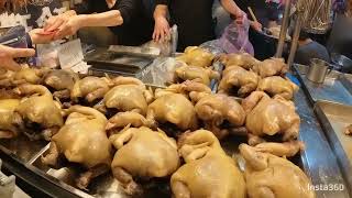 Wow! What are they doing line up at midnight? They said this is number 1 chicken. 排隊三小時買的雞肉好吃嗎