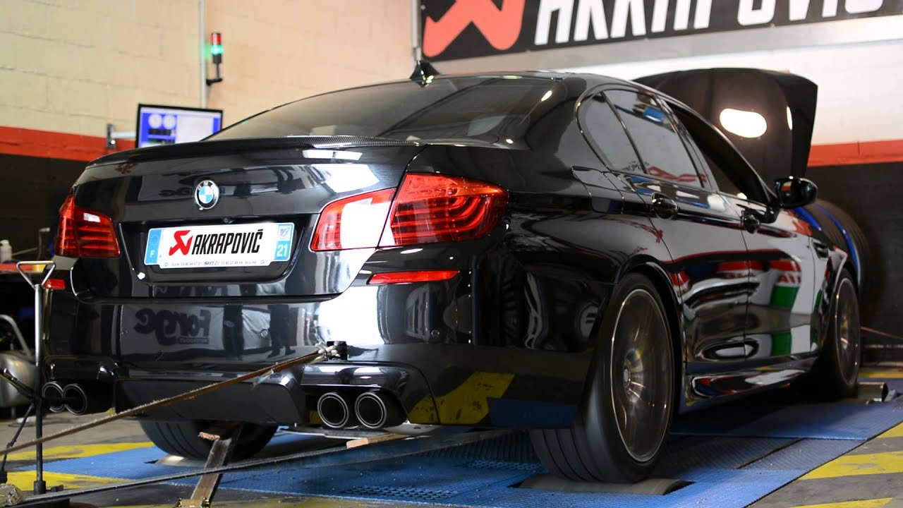 Акрапович м5. BMW m5 f10 Akrapovic. M5 f10 Akrapovic. БМВ м5 ф10 Акрапович. BMW m5 f90 Akrapovic.