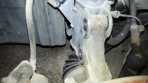 2000-2003 Maxima,   Front left strust replacement