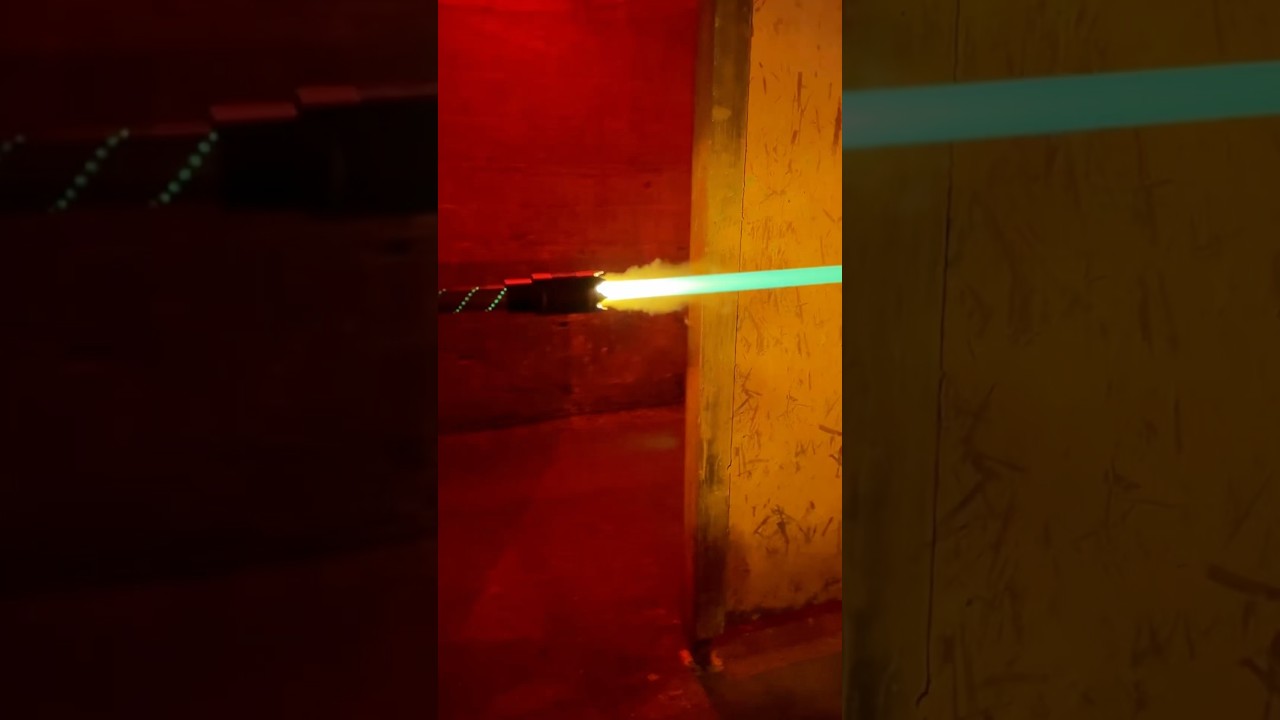 Fireing Tomahawk Lightning with Umarex Tracer 