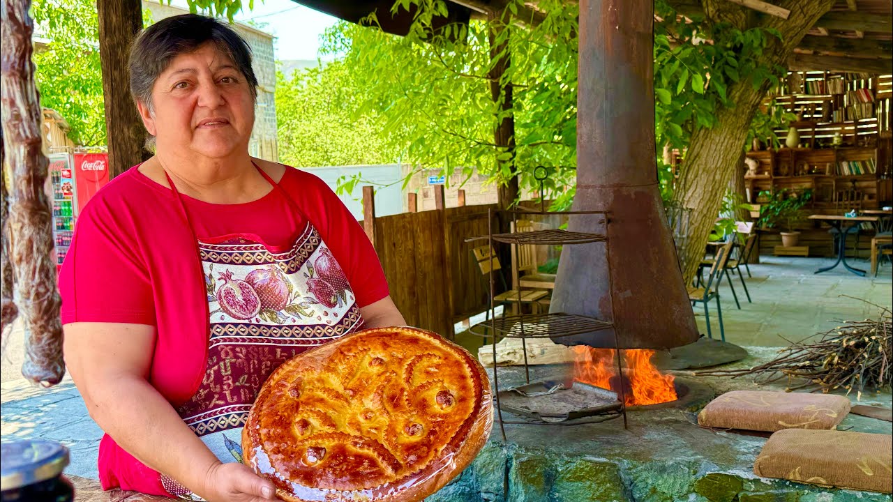 Տիկին ՎԱՐՍԻԿԻ բախտաբեր ԳԱԹԱՆ, թոնրի ԼԱՎԱՇԸ, 39 տարվա ՀԱՐՍՆ ու ԴՐԱԽՏ այգին