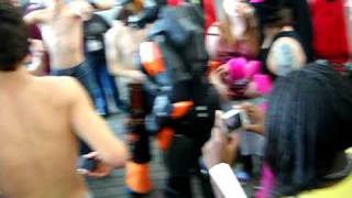 Nekocon 12 2009: Spartan/Master Chief Tea-bags con goers