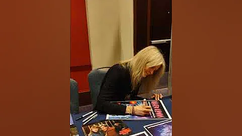 Suzanne Snyder (Killer Klowns from Outer Space / N...