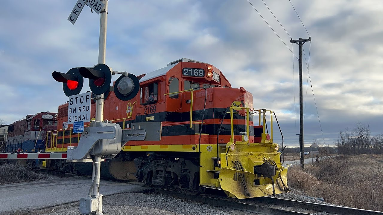 HESR 740 ~ MMRR 2169 & HESR 3865 southbound Stone Island Rd Bay City Mi ...