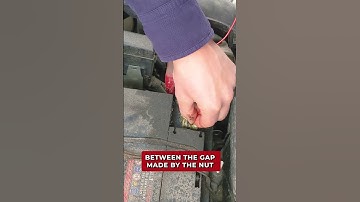 Hoe u een tracker op uw voertuig kunt aansluiten #Shorts