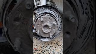How to clean Parking brake shoes