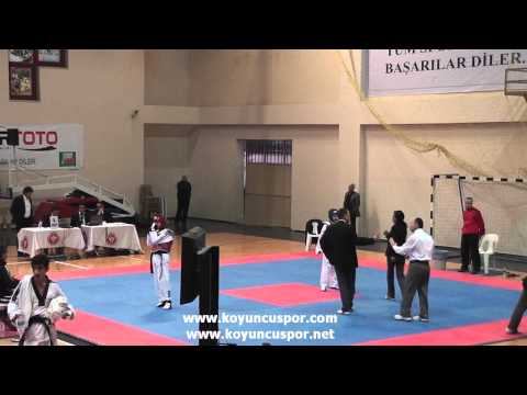42kg Oznur Guven vs Gizem Oner (Turkish Junior Nationality Taekwondo Team Elections 2012)