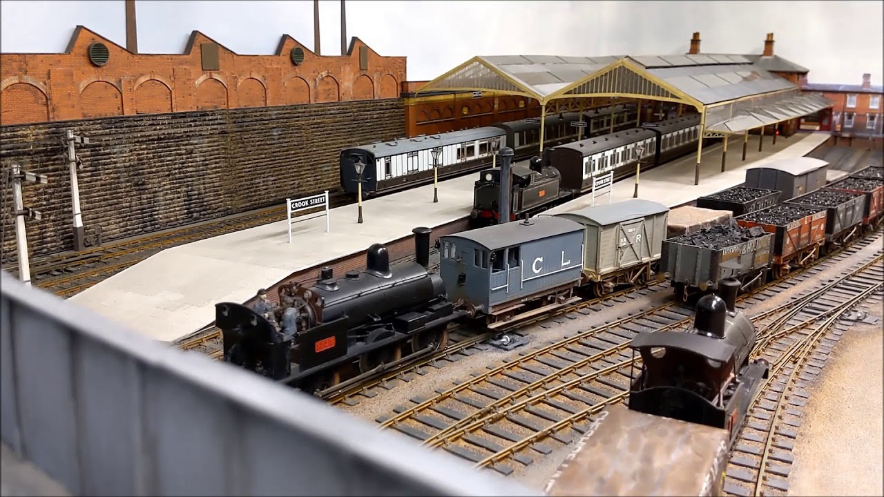 Crook Street 0 Gauge - Mid Morning Trains