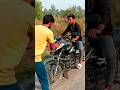 Puchta hu ki bazar jayega ki nhi jayega 😁😁। Kala odhni k diwana ho gaini #comedy #funny #viralvideo
