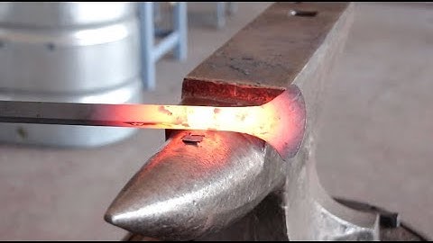 Blacksmithing for Beginners - Forging Lesson #4: spreading