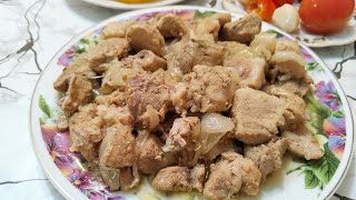 видео: Мясо как у бабушки! Тушим без капли воды — сочное и ароматное! картинка: Мясо как у бабушки! Тушим без капли воды — сочное и ароматное!