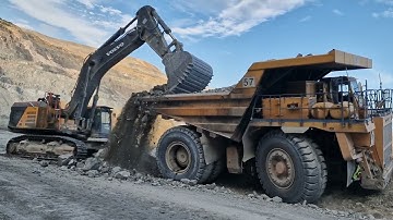 Dam Collapse Vehicles Trapted Total Idiots At Work Dangerous Fails & Wins Accidents Compilation