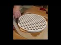 Come utilizzare l'attrezzo Tescoma per le crostate.