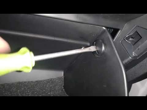 Как снять бардачок чери тигго 7