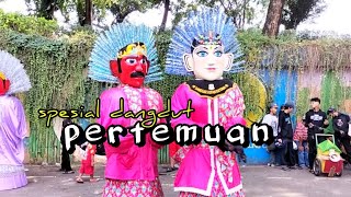 Wow Asik Ondel Ondel lagu Dangdut Pertemuan 🎶