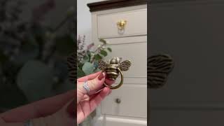 Celebrity Brass Bee Ring Pull Cabinet Handle Profile