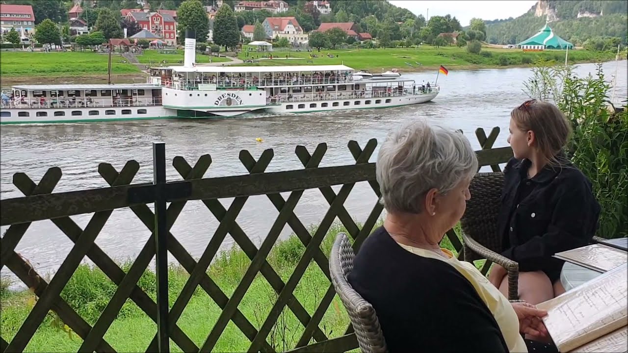 Weiße Flotte von Pillnitz nach Kurort Rathen