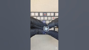 Painting ROBLOX Logo on Keyboard Keys! 🎨🎮