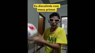 eu discutindo com meus primos para ver quem é mais  estiloso