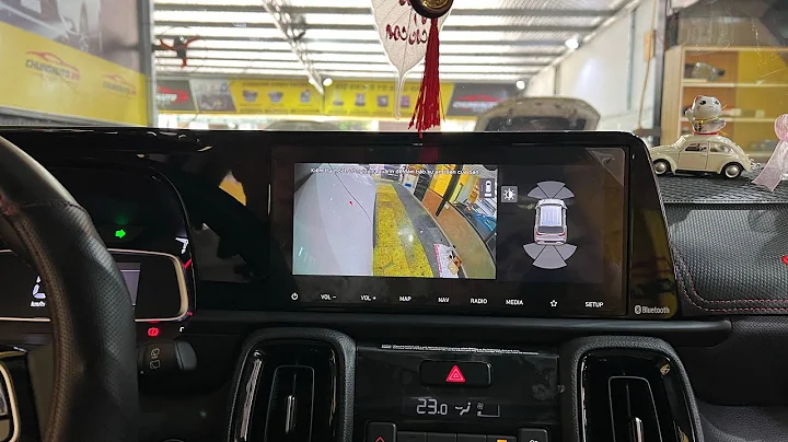 Kia Sonet lắp bộ camera 3 mắt, tích hợp giữ được cam lùi zin