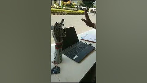 "Unlocking the Future: AI Gesture-Controlled Robotic Hand" Dit exhibition #roboticarm #robotics