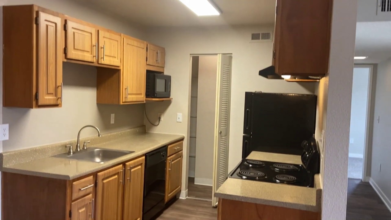 Avery Belmar Apartment Homes C111 2 Bed 1 Bath Apartment Home Tour 840 Sq. Ft. Lakewood, CO