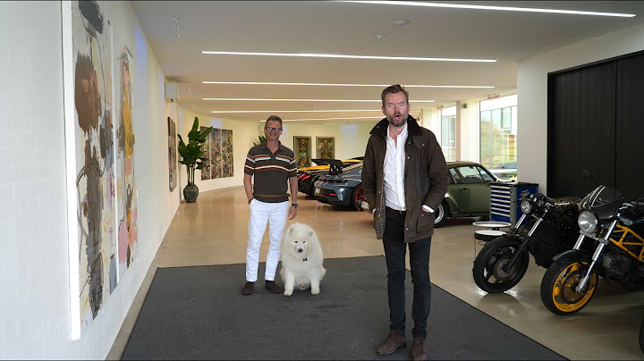 TV-KENDIS VISER VILLA OG SUPERBILS-GARAGE TIL MILLIONER.....