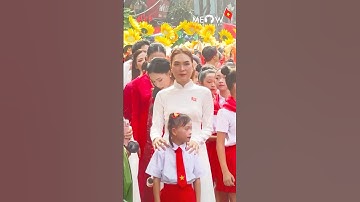 Mỹ Tâm mặc áo dài trắng rạng rỡ chuẩn bị cho buổi diễu hành kỷ niệm 80 năm Quốc Khánh 2/9